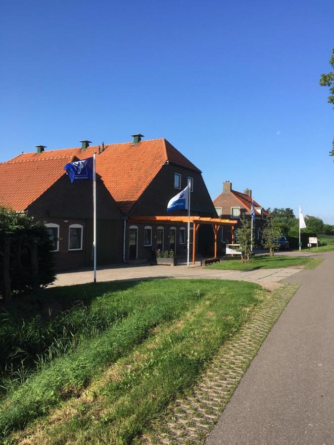 Lodge 61 Hotel Aan Het Water Medemblik Esterno foto